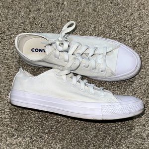 White converse